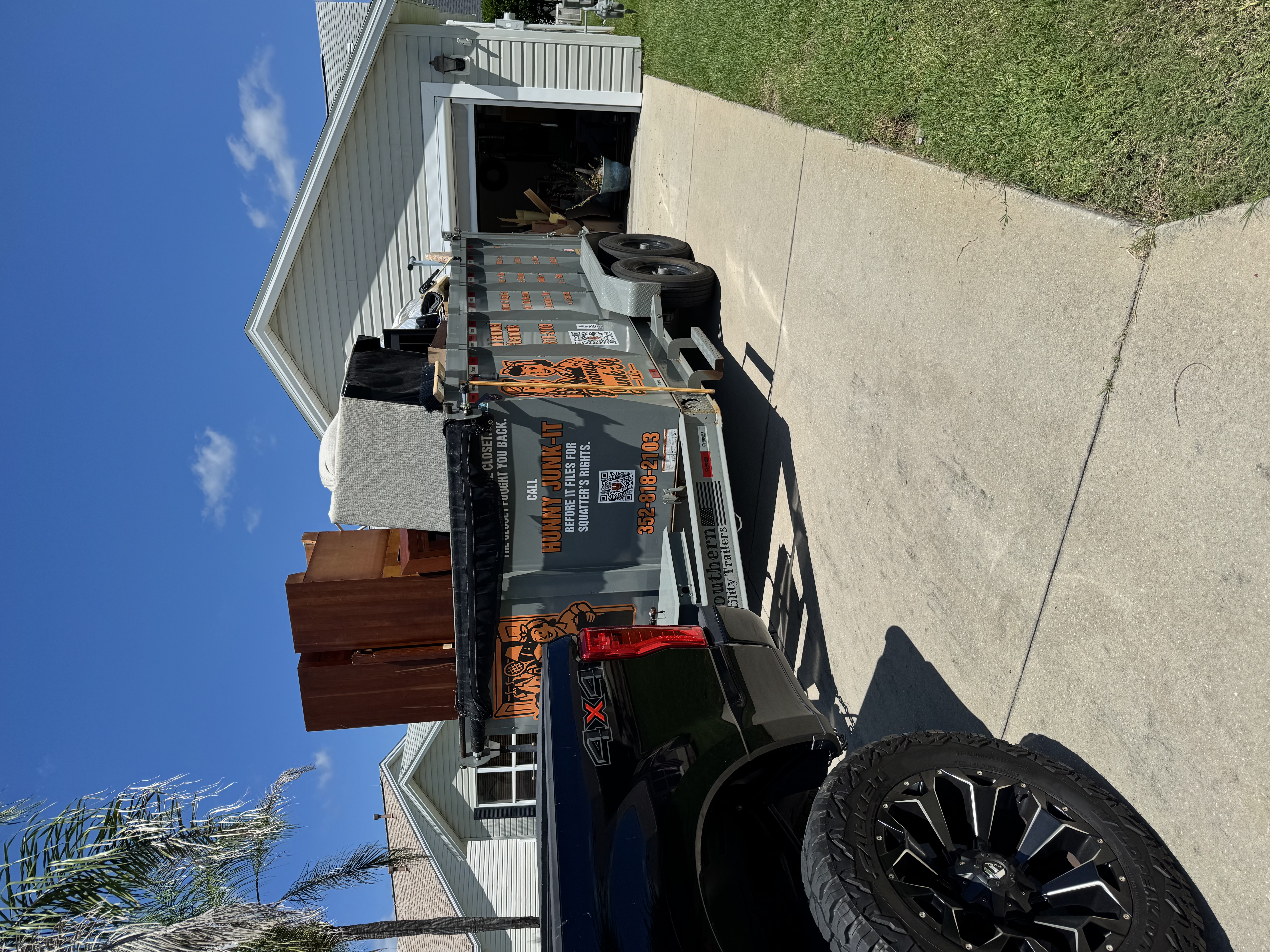 Hunny Junk It LLC photo