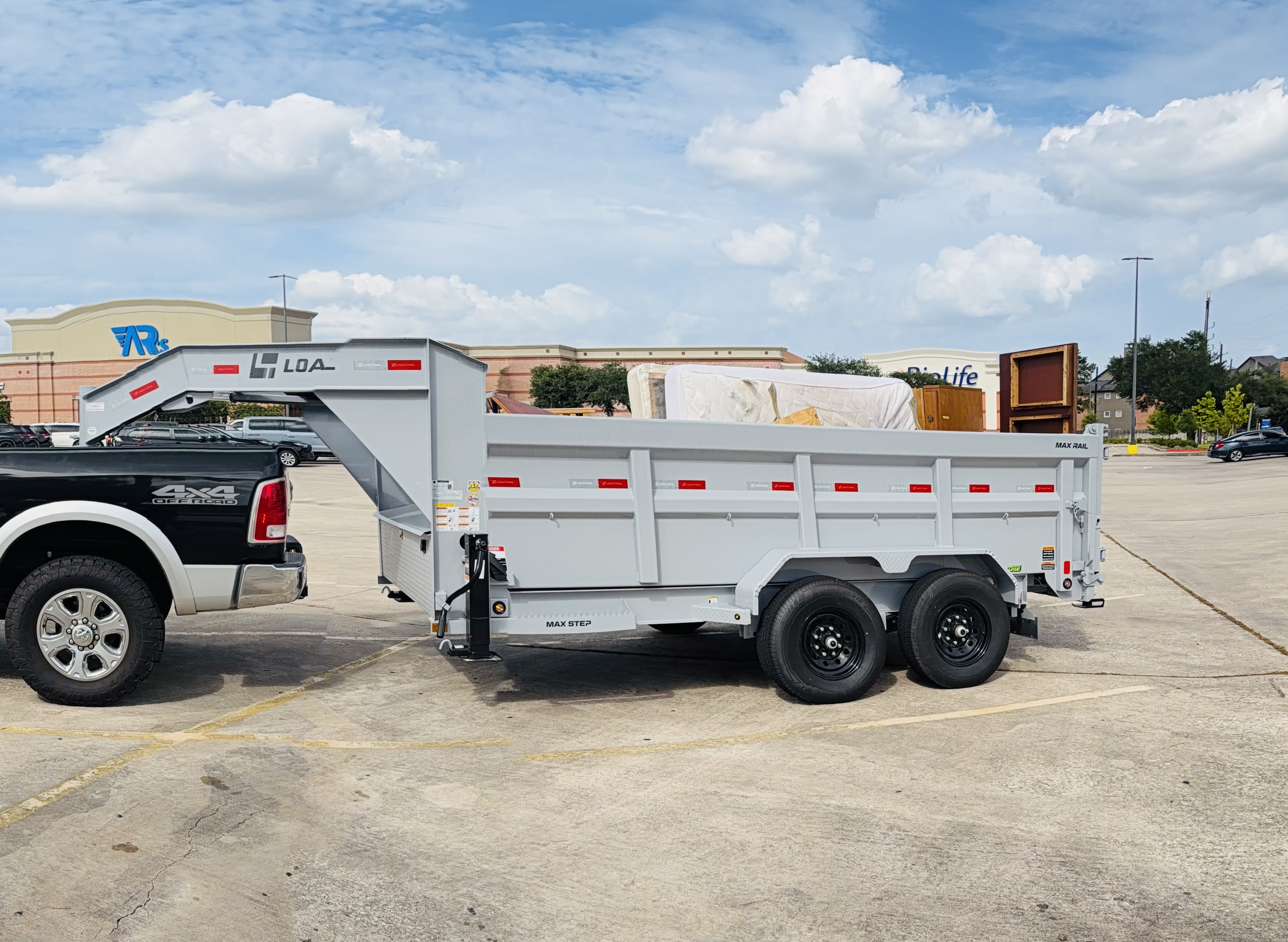 All-Out Junk Removal Services junk removal
