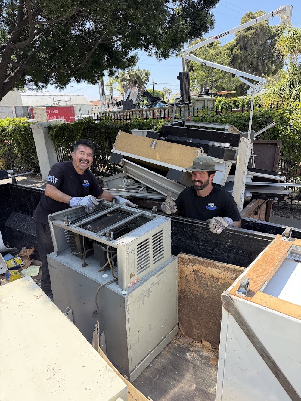 Hauling 24/7 junk removal