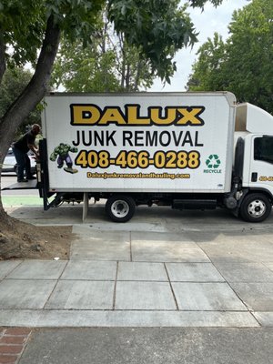 Dalux Junk Removal & Hauling junk removal