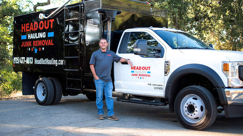 Head Out Hauling junk removal