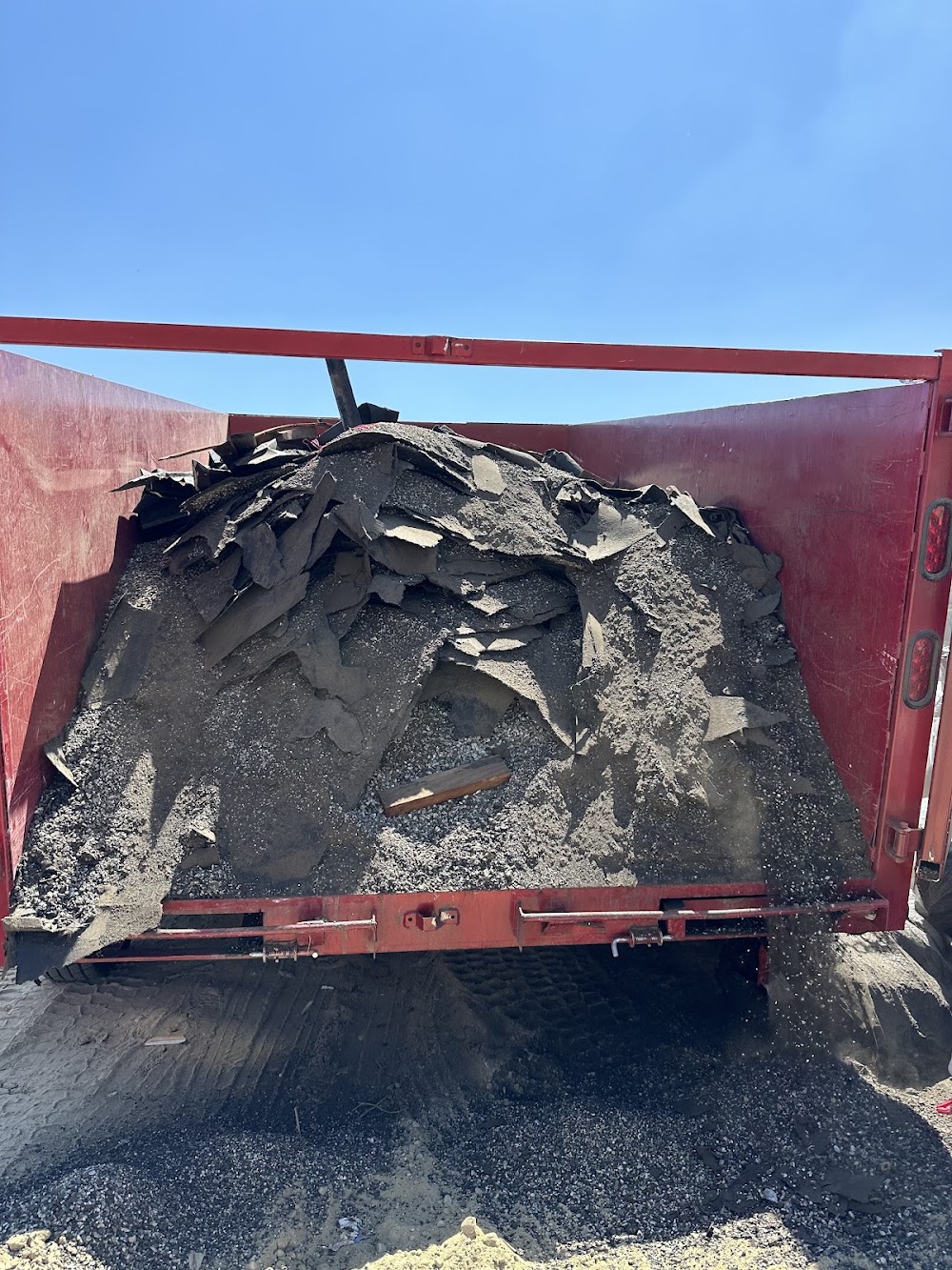 I & E Hauling Services junk removal