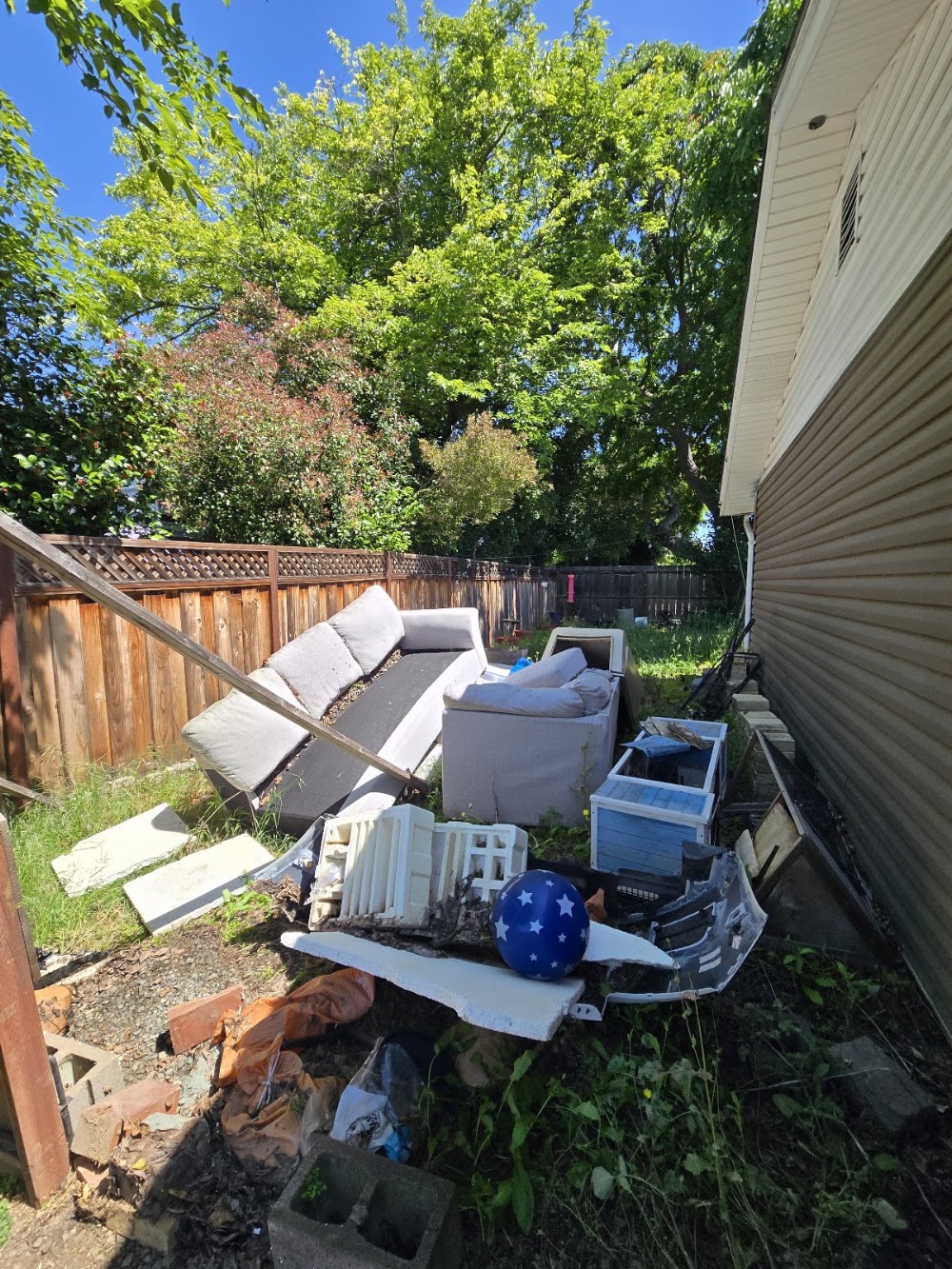 JUNK PRONTO junk removal
