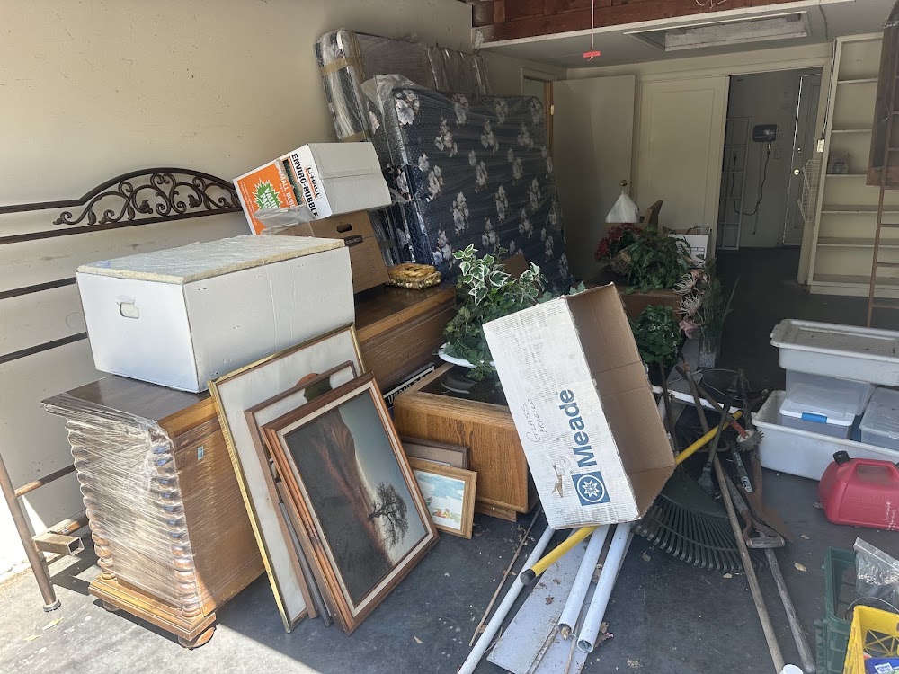 JunkAway Pros LLC junk removal