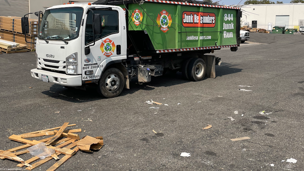 Junk Responders junk removal