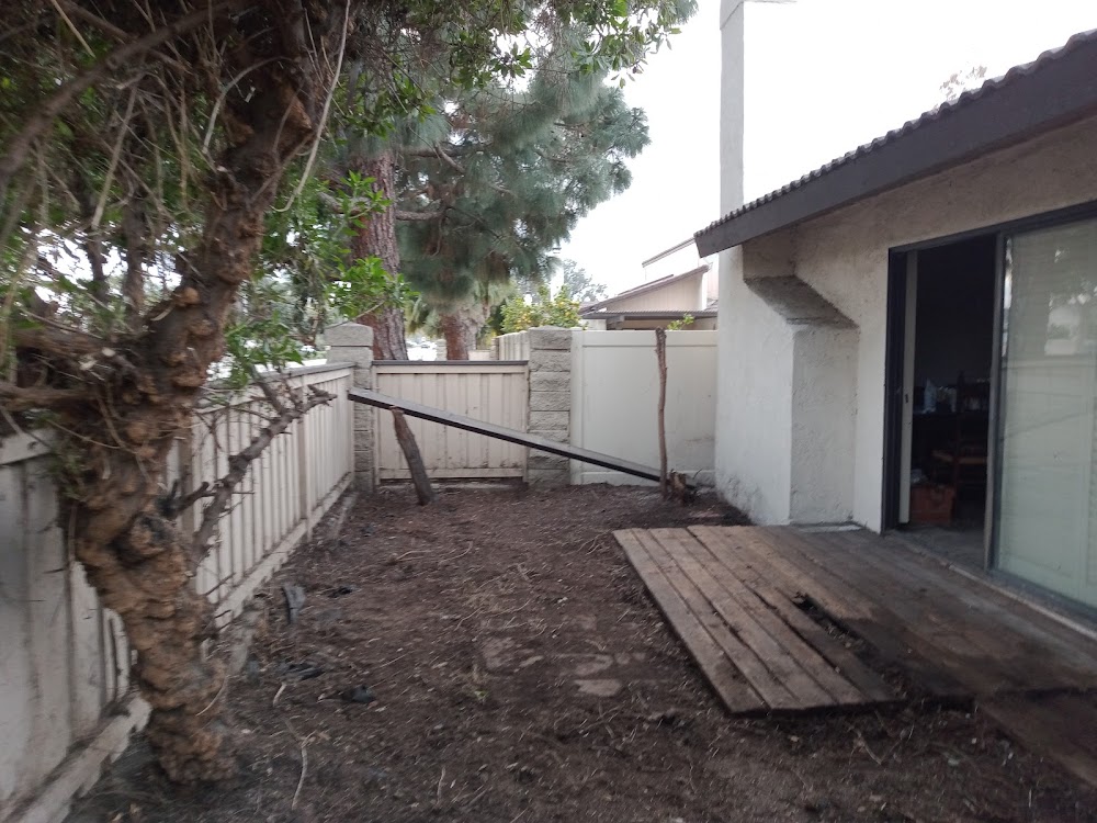 Thousand Oaks Strong Hauling & Junk Removal junk removal