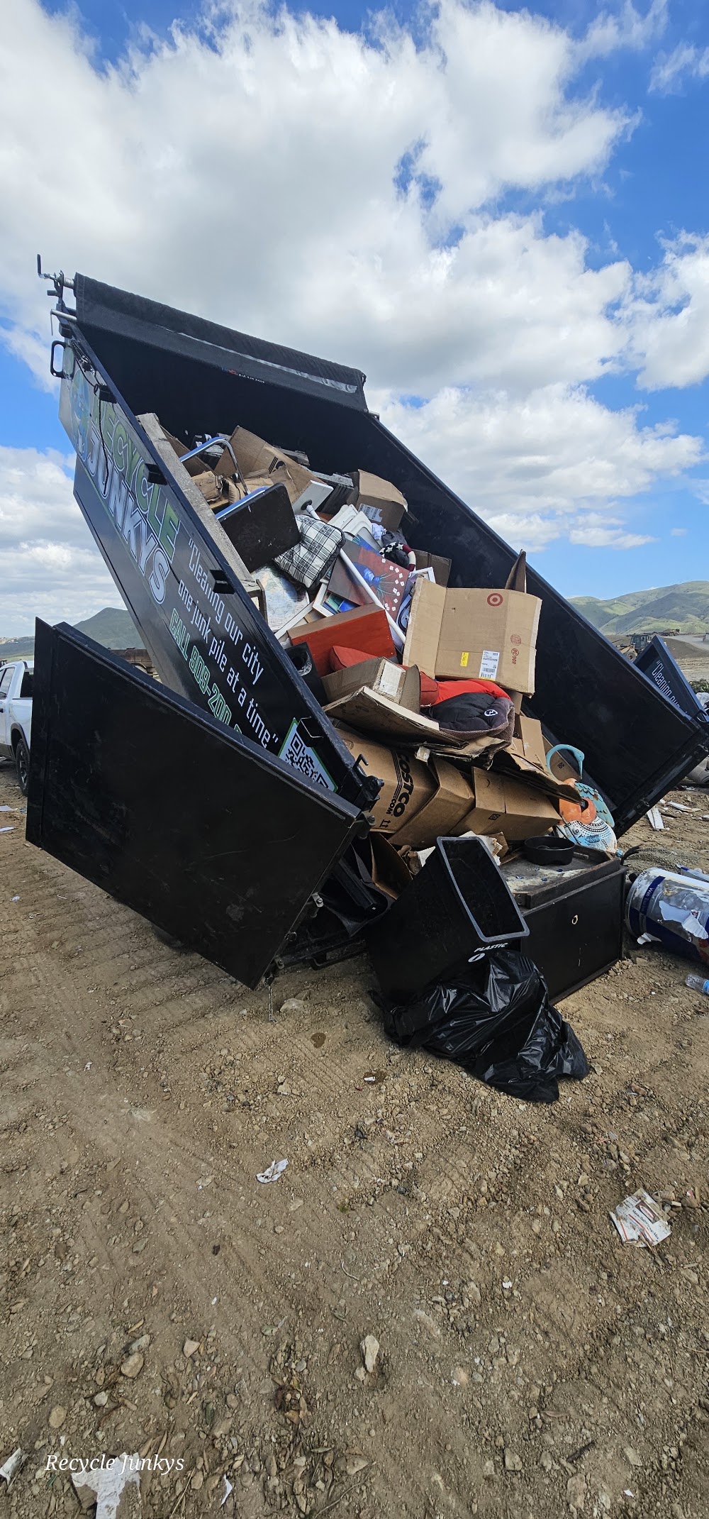 Recycle Junkys junk removal