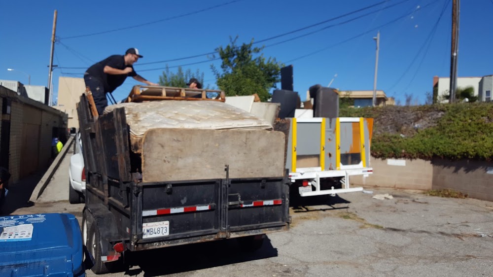 M & Sons Hauling/Demolition junk removal