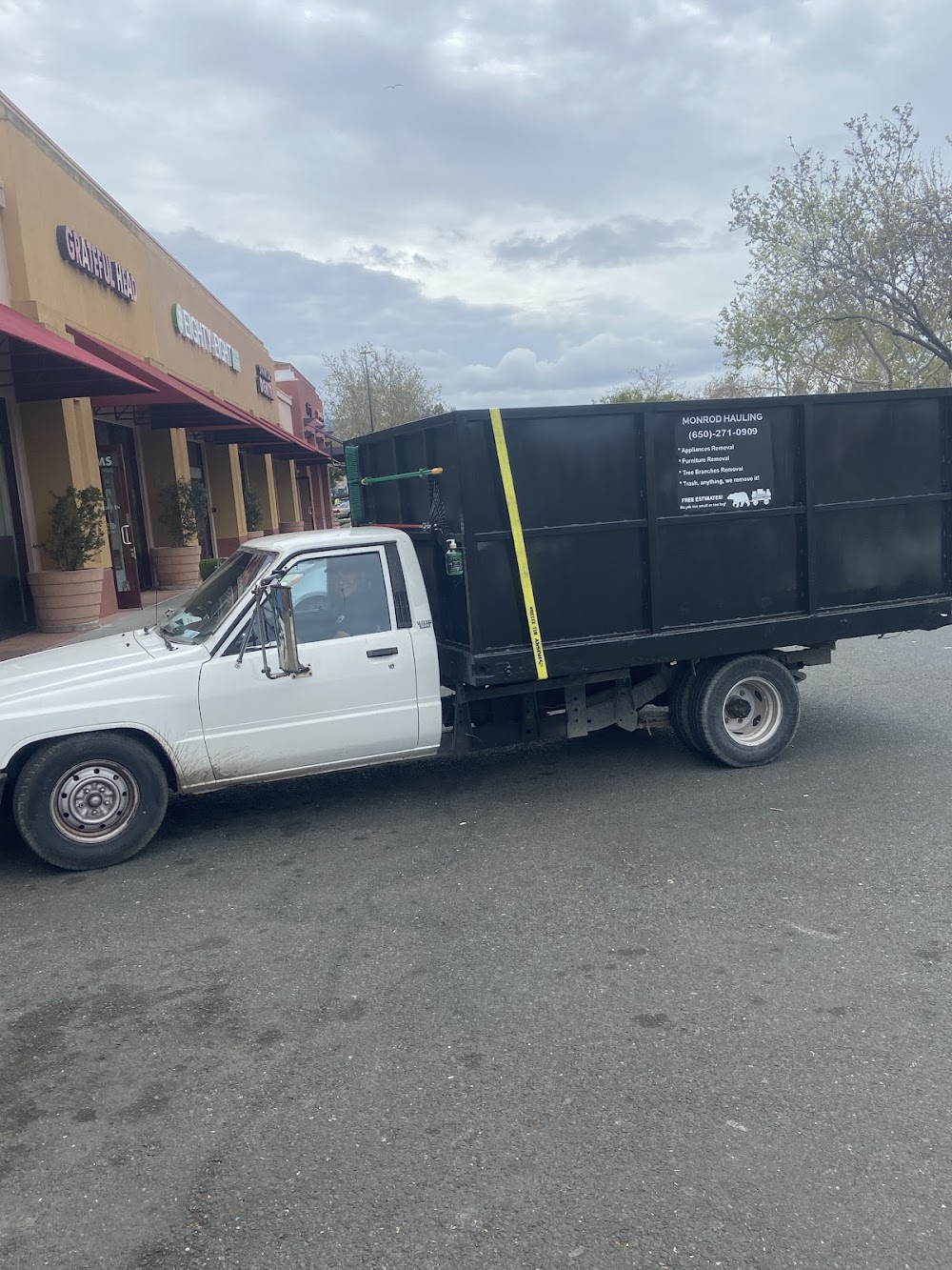 Monrod Hauling junk removal