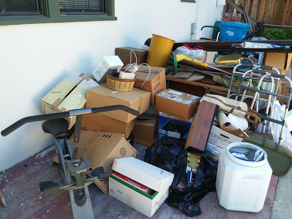 J&G Hauling Service junk removal