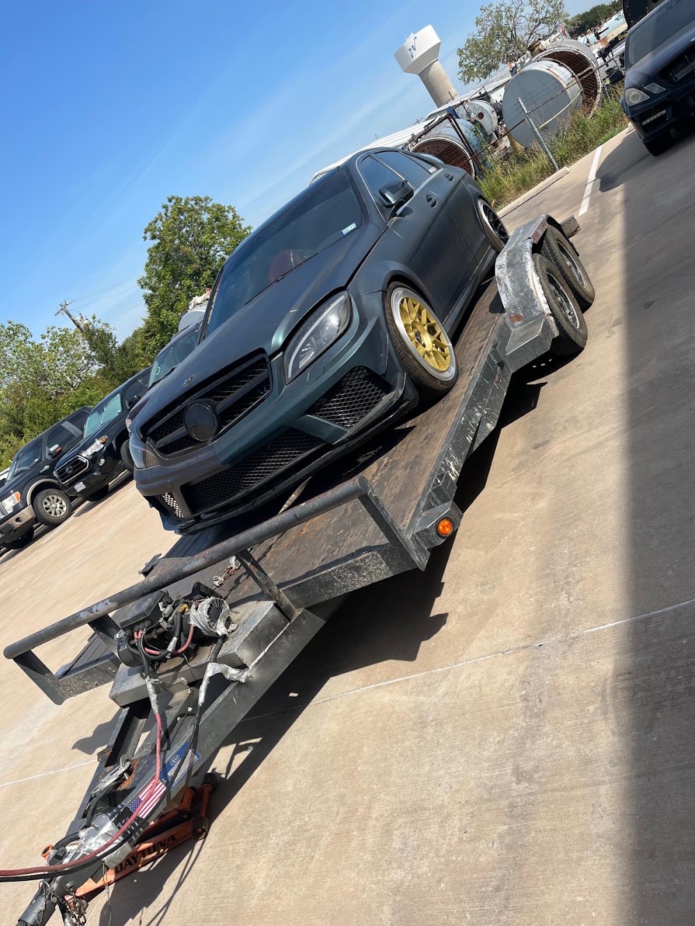 Damian's Road Service & Junk Removal junk removal