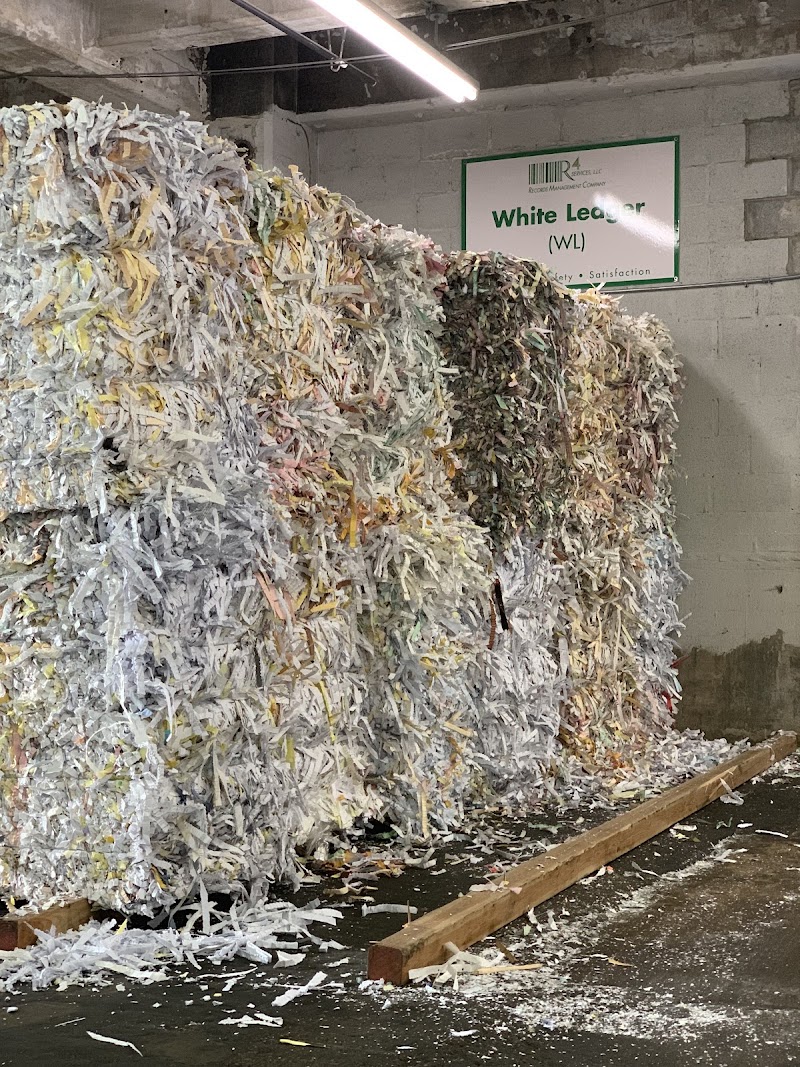 R4 Services LLC junk removal