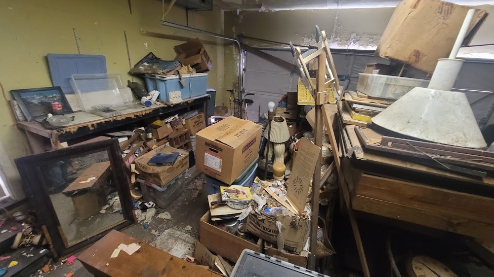 TC ESTATE CLEANOUTS AND JUNK REMOVAL junk removal