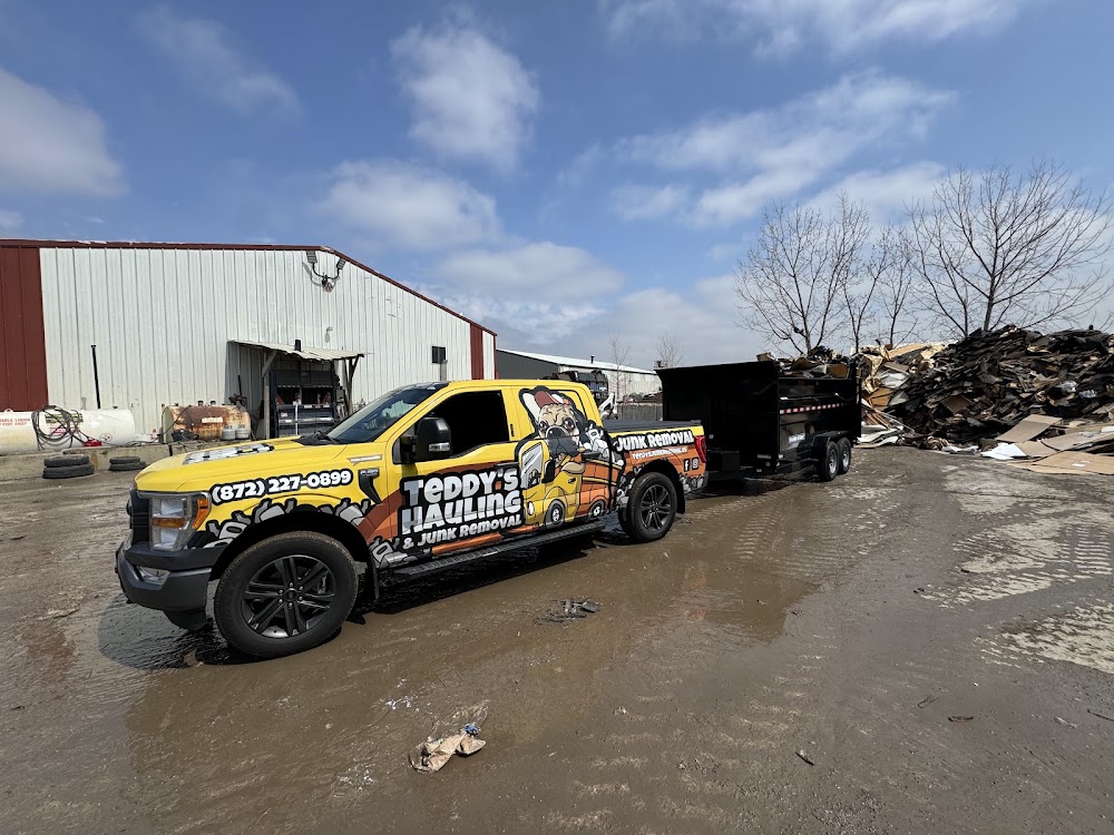 Teddy's Hauling & Junk Removal LLC junk removal