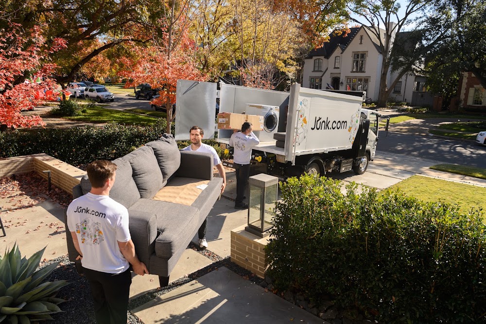Junk.com junk removal