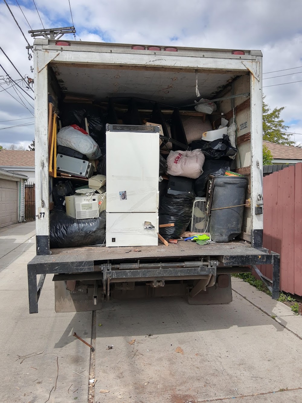 In & Out Junk Removal LLC junk removal