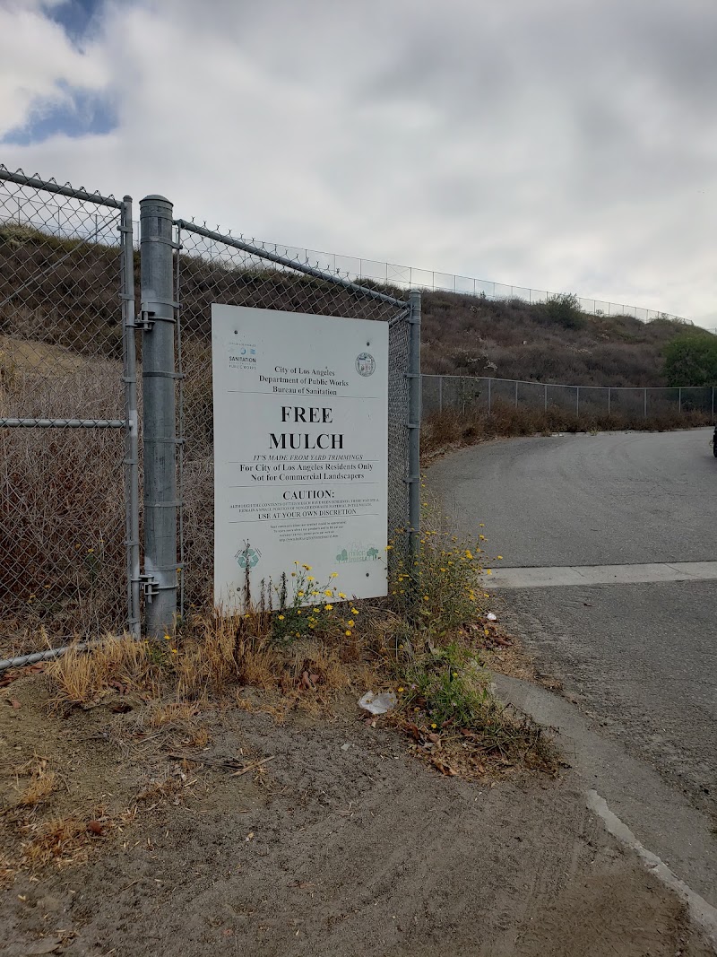 Gaffey Street SAFE Center - LA Sanitation & Environment junk removal
