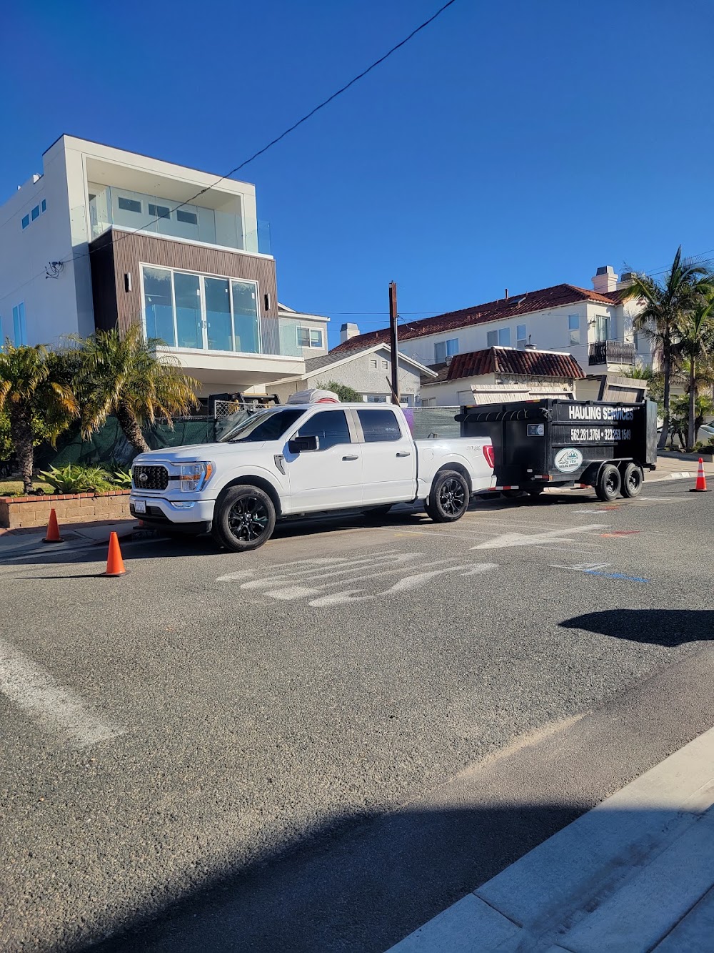 Mountain View Hauling LLC junk removal