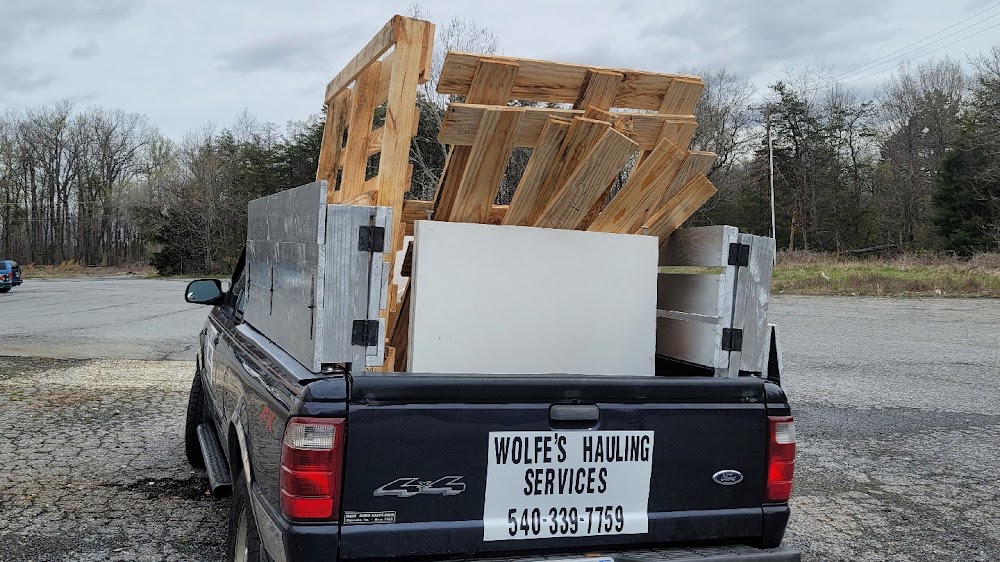 Wolfe's Hauling Services LLC junk removal
