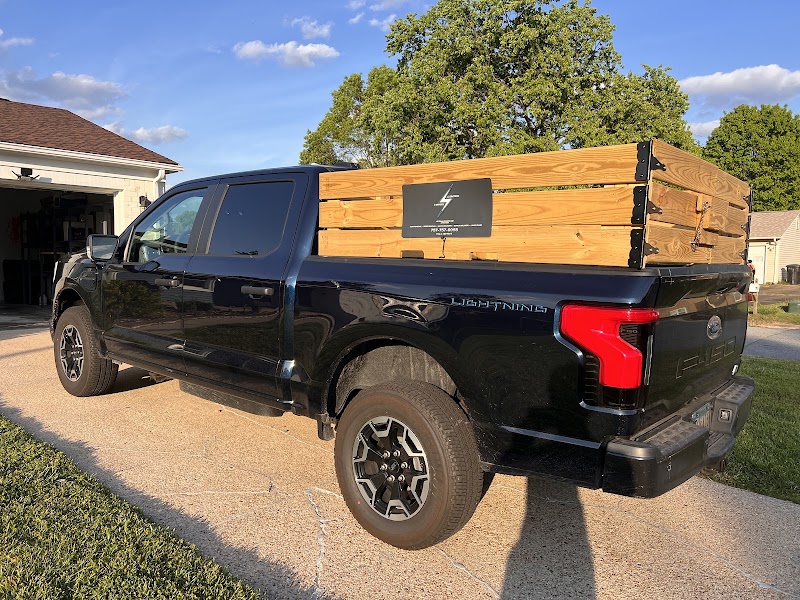 Lightning Junk Removal junk removal