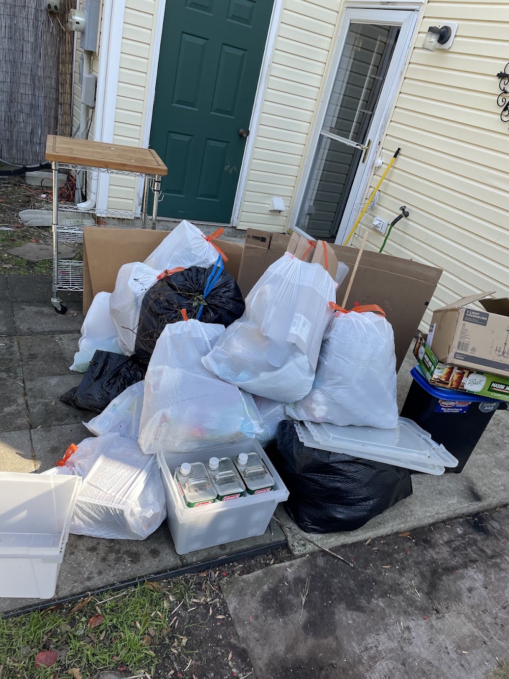 Hauling Bro's LLC junk removal
