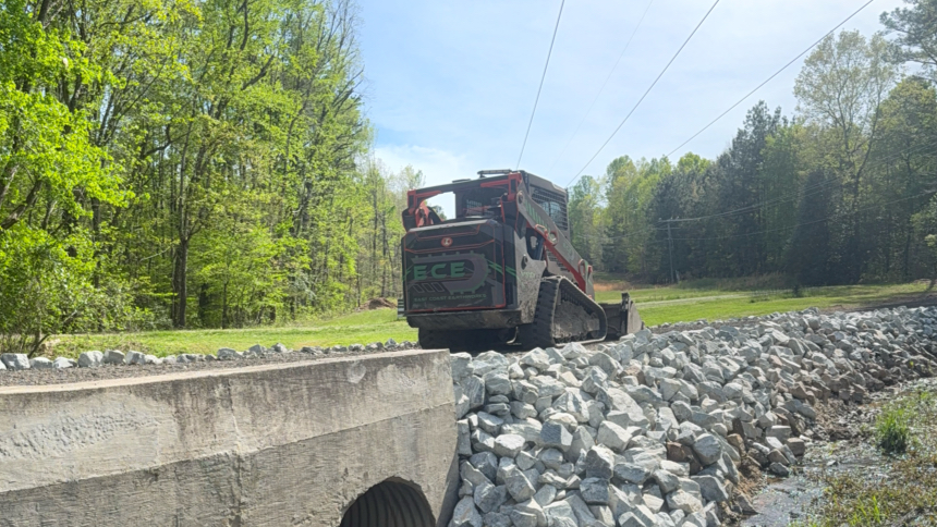 East Coast Earthworks & Hauling junk removal