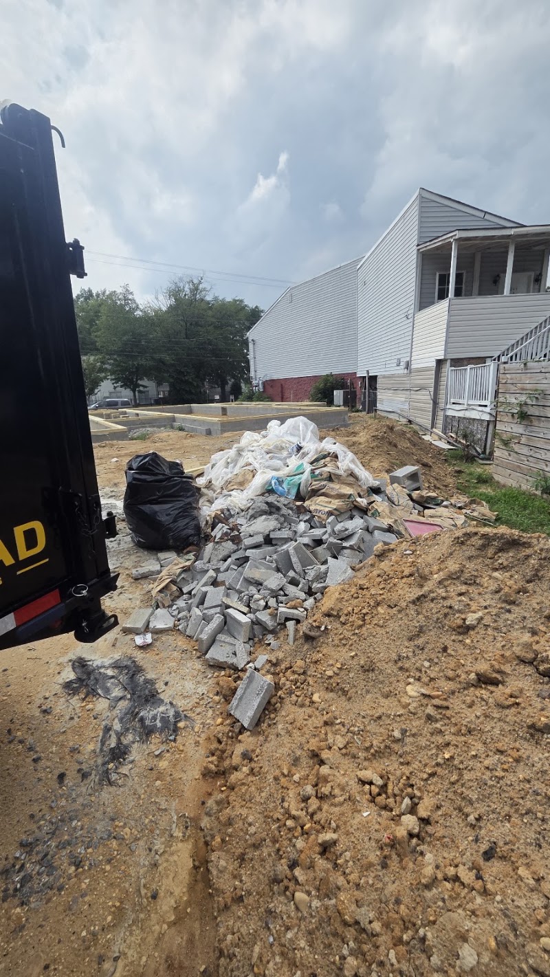 Elias Junk Removal LLC junk removal