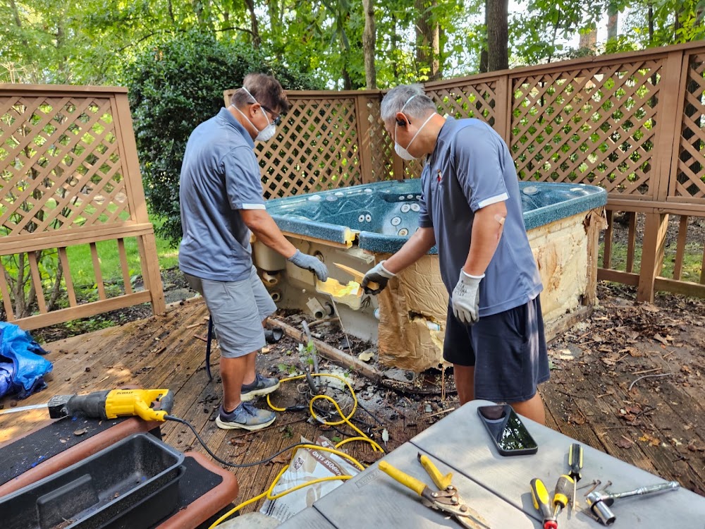 JunkNoMo junk removal
