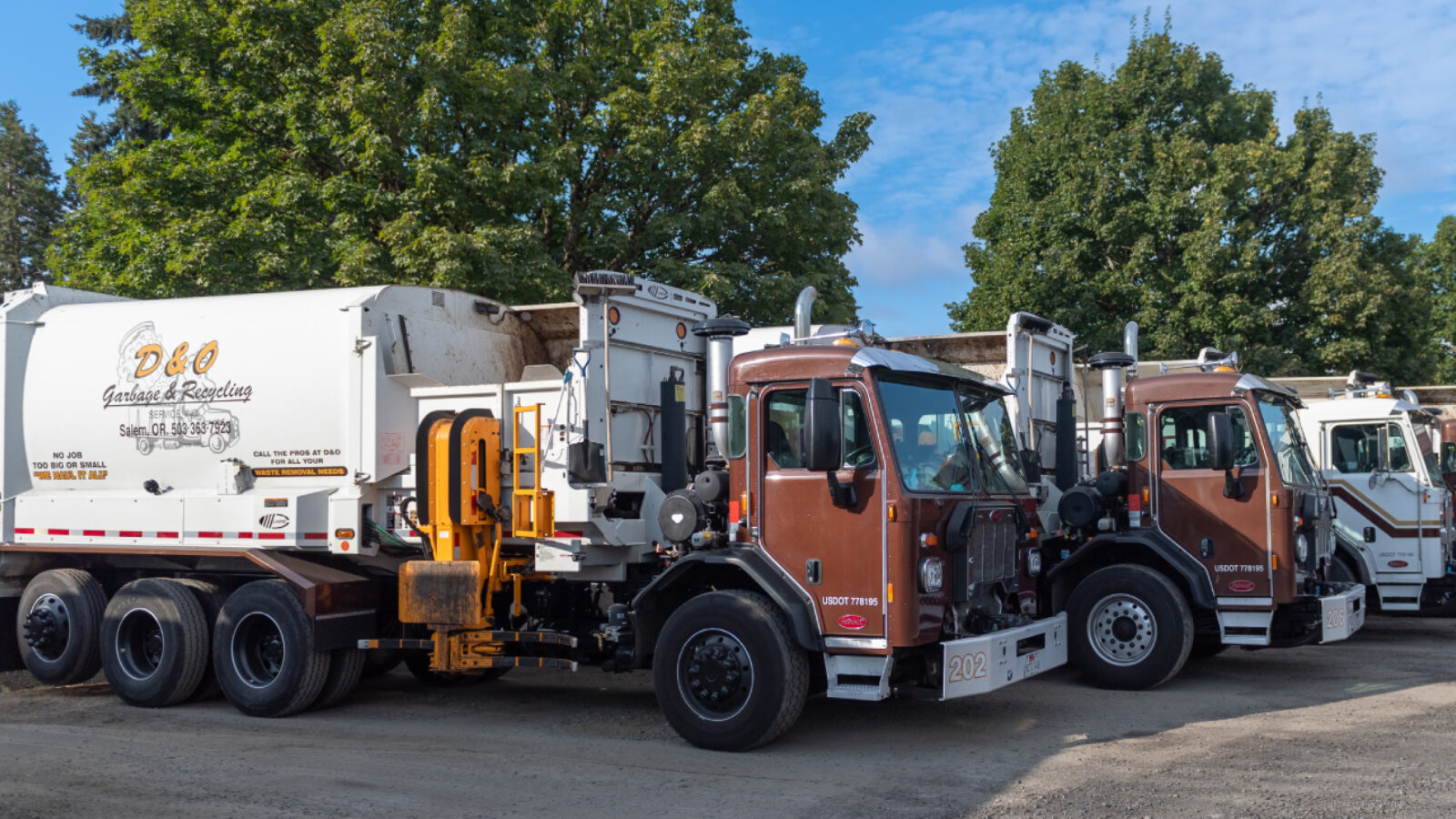 D&O Garbage & Recycling junk removal