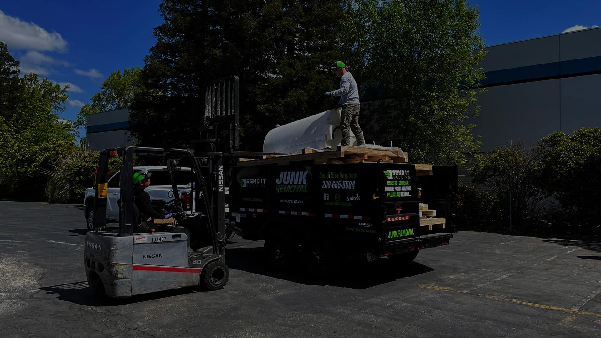 Send It Hauling & Junk Removal LLC junk removal