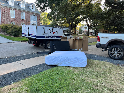 ChIJSWOjtbfDQIYR0xeGJGXLFUI 6