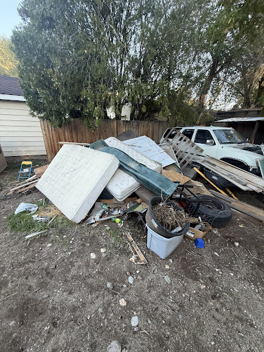 ChIJWRHjH6KDQUQRu1nP0KztJQM 6