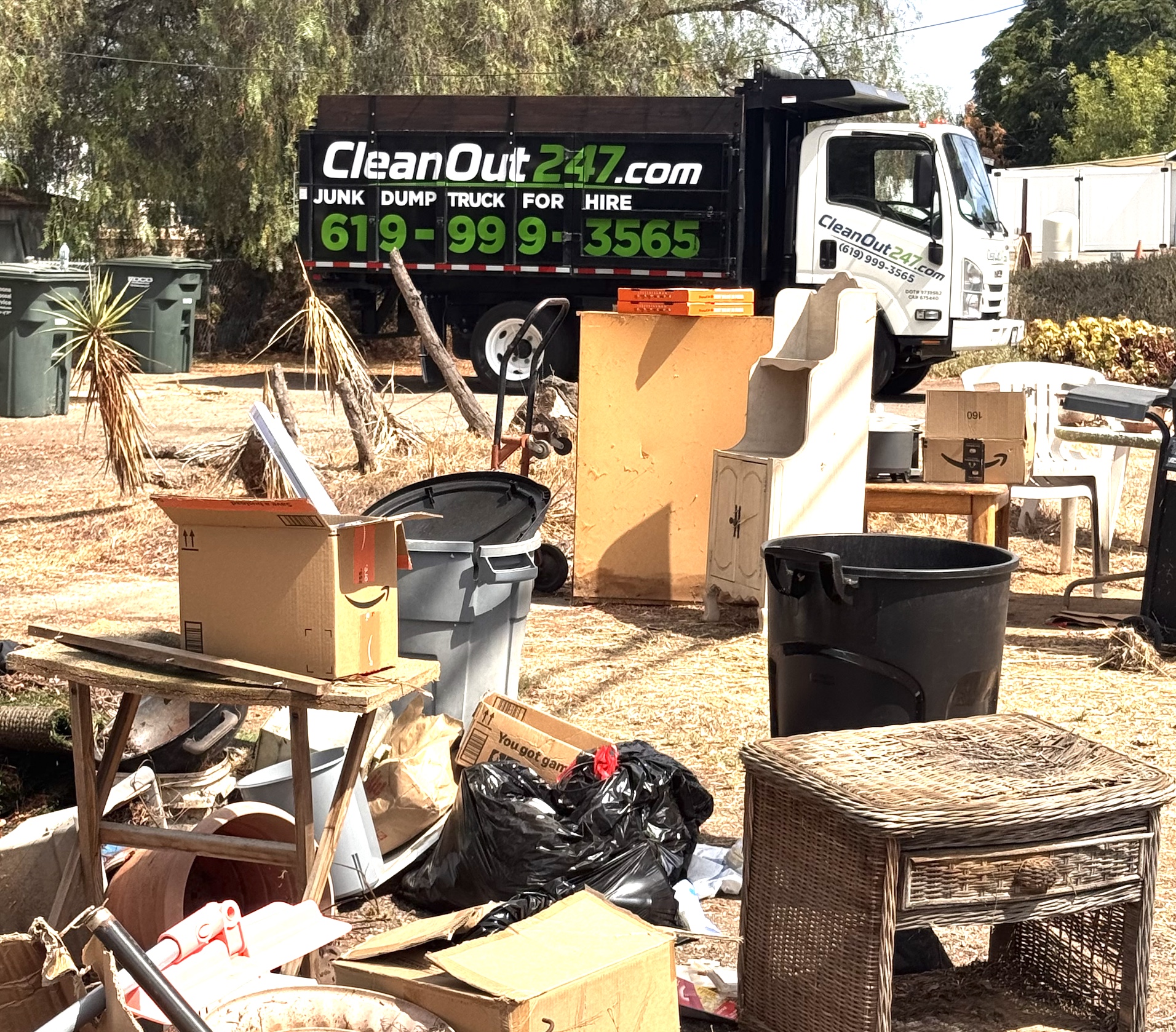 CleanOut247, LLC photo